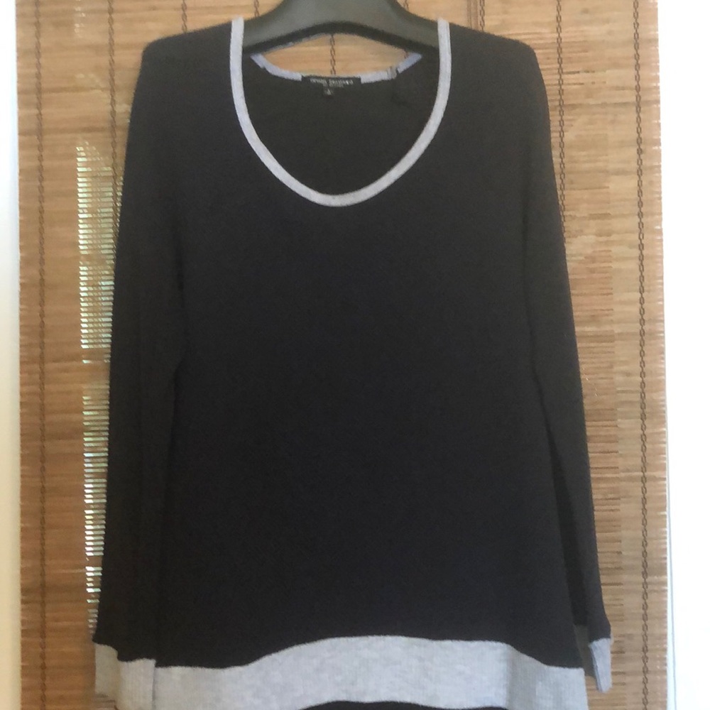 Layered look open back scoop neck top